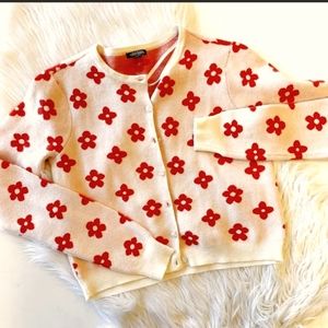 Wild fable crop floral sweater. Xxl